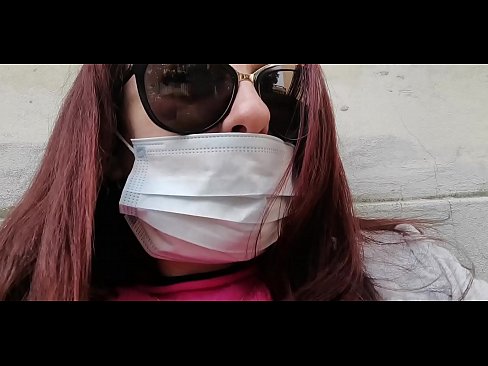 ❤️ Nicoletta se maščuje svojemu sosedu in mu urinira v garažo (Posebna italijanska karantena Covid19) Fucking video na sl.friendmap.top ❌